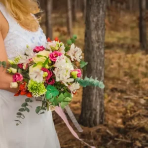 specjalista ślubny online, kurs florystyki ślubnej, dekoracje ślubne z żywych kwiatów, dekoracje ślubne ze sztucznych kwiatów, dekoracje florystyczne ślubne, kompozycje ślubne, jak zrobić dekoracje ślubne, dekoracje ślubne DIY, dekoracje ślubne krok po kroku, inspiracje dekoracje ślubne, zasady tworzenia dekoracji ślubnych, planowanie dekoracji ślubnych kurs, kurs florystyki ślubnej online Polska, dekoracje ślubne handmade, pomysły na dekoracje ślubne, GretaFlowers florystyka ślubna, akademia florystyczna online, szkolenie florystyczne online Polska, florystyka od podstaw kurs, akademia gretaflowers, szkoła gretaflowers, kwiaciarnia gretaflowers Borówiec, Katarzyna Greta Grondkowska