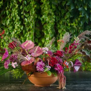 kurs florystyczny online, florystyka nagrobna, kompozycje nagrobne, stroiki na cmentarz, dekoracje na grób, Wszystkich Świętych dekoracje, jak zrobić stroik na grób, jak zarabiać na florystyce, sprzedaż dekoracji nagrobnych, szybkie kompozycje florystyczne, florystyka sezonowa kurs, kurs florystyczny online Polska, jak zrobić kompozycję nagrobną krok po kroku, trwałe kompozycje na cmentarz, dekoracje nagrobne z kwiatów sztucznych i żywych, pomysły na stroiki na Wszystkich Świętych, GretaFlowers kurs florystyczny, akademia florystyczna online, szkolenie florystyczne online Polska, florystyka od podstaw kurs, akademia gretaflowers, szkoła gretaflowers, kwiaciarnia gretaflowers w borówcu, katarzyna greta grondkowska